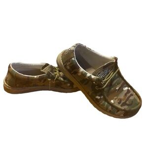 Hey Dude Wally Youth Multi Camo Stretch Slip On Shoes Size Y5 L6 CLEAN NICE!!!!
